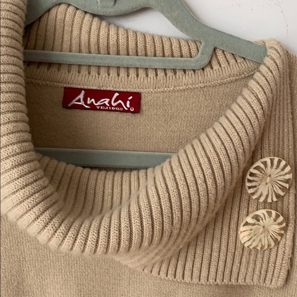 Anahi Tejidos Sweater Poncho made in Ecuador - Picture 2 of 8